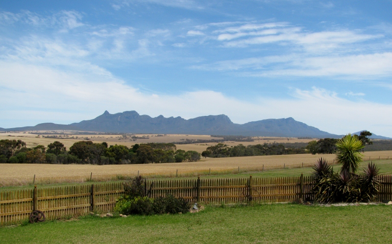 Stirling Range from Caralinga Farms, W. Australia